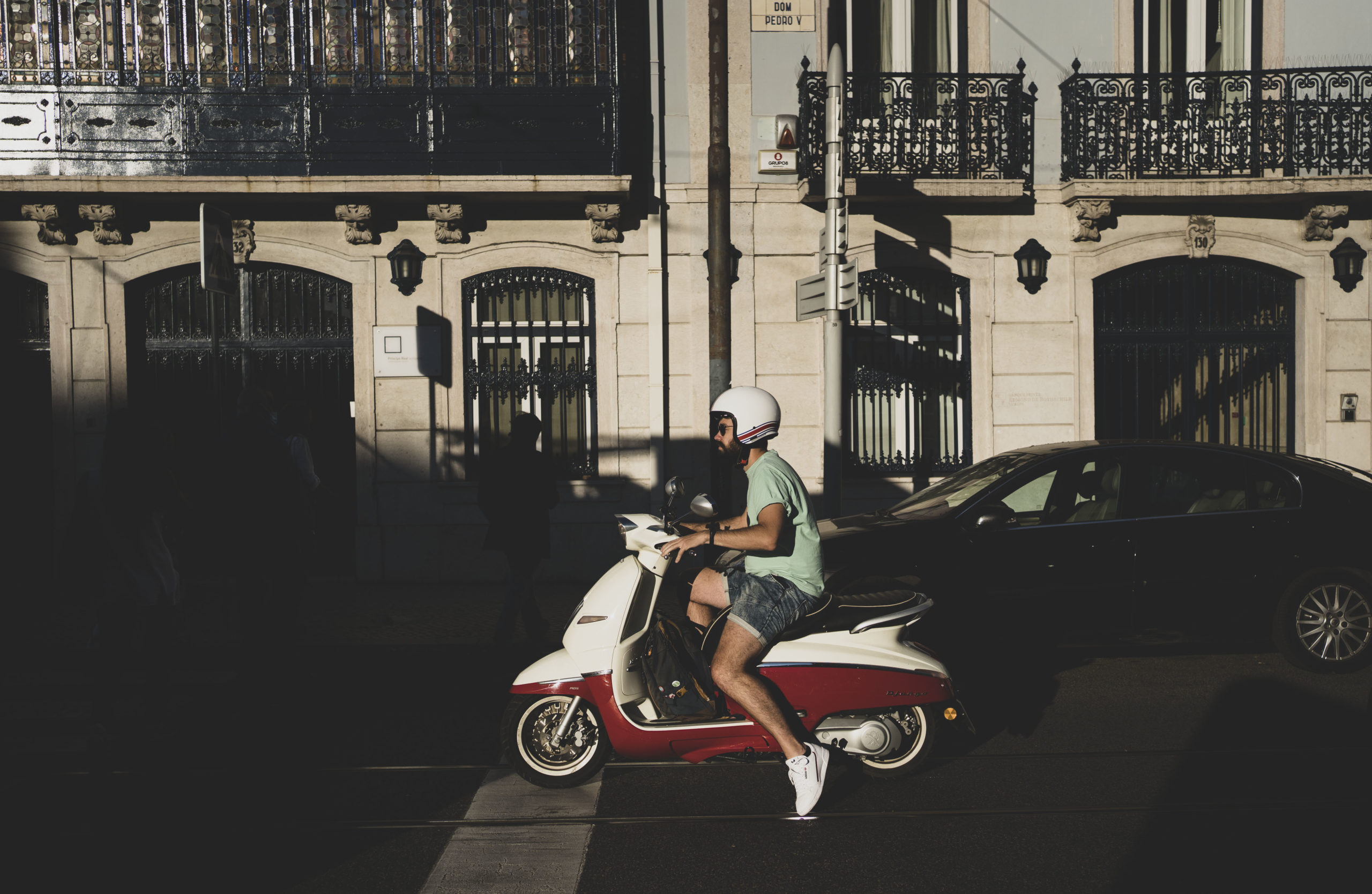 10-MAN-SCOOTER_LISBON