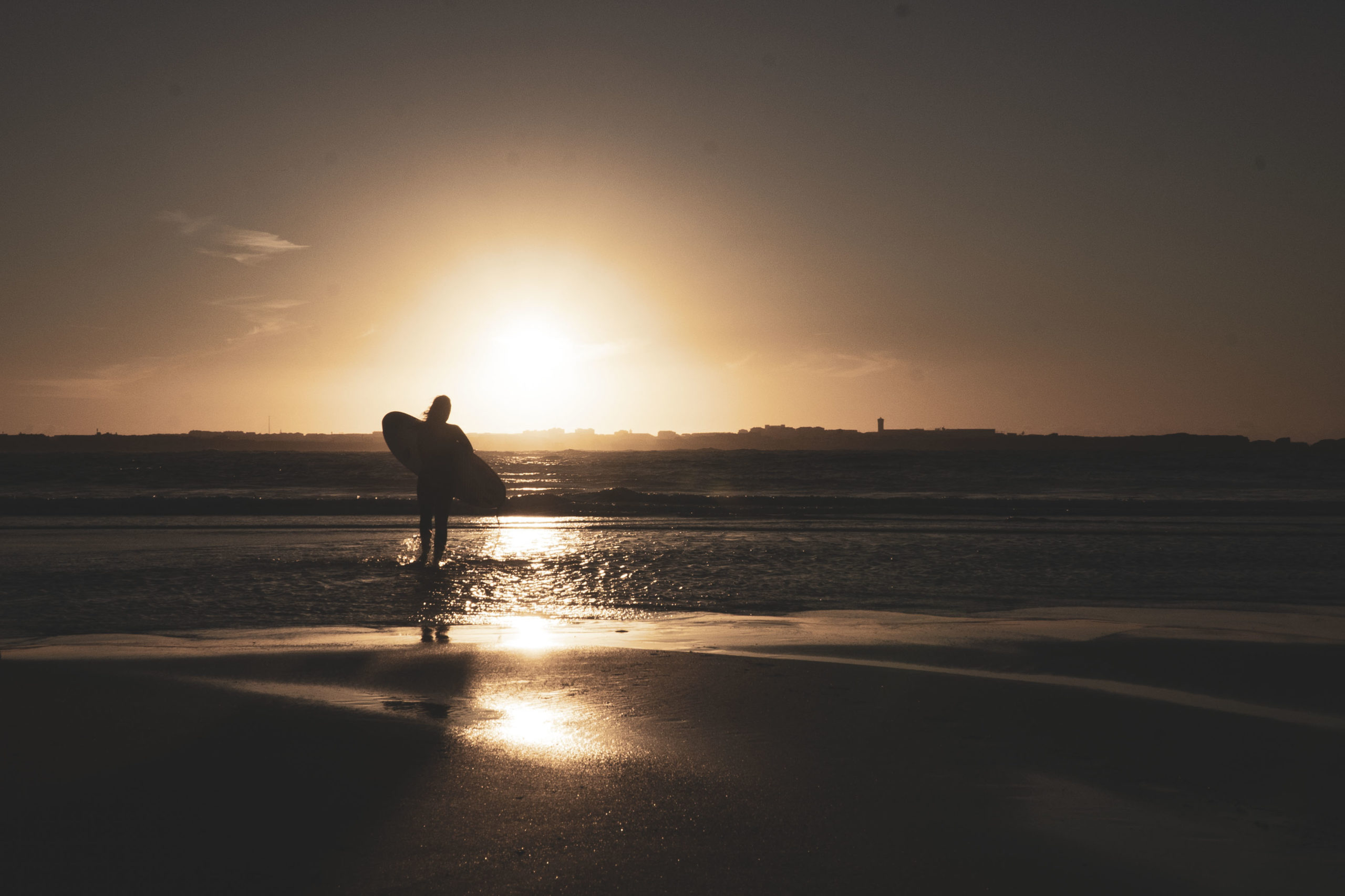 37-SURFERS-SUNSET-02